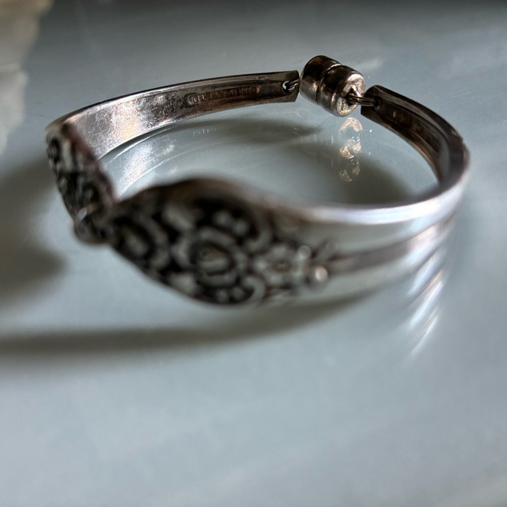 Silver Magnetic Vintage Oneida Spoon Bracelet - Picture 5 of 5
